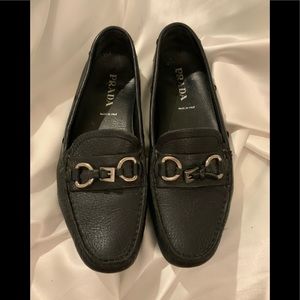 Prada loafer/car shoe 6.5 black leather excellent